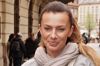 Silně rozčílené herečce plány na pohodu u moře překazil covid. Kvůli karanténě jedeme vy víte kam, zuří Alice Bendová