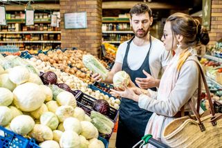 Řetězce v Česku slibují zlevňování potravin - Novinky