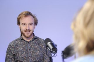 "Pane Babiši, můžete to zastavit." Minář ho vyzval k veřejnému střetu. Zaplní Letnou?