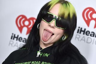 Elon Musk se urazil. Billie Eilish trefila slabinu, kterou nečekal