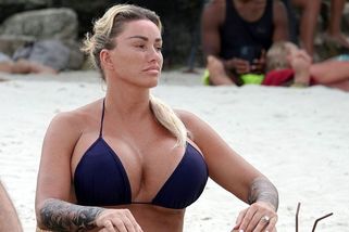 Chce mít prý největší prsa v Británii: Katie Price šla v Belgii znovu pod kudlu. Neuvěříte pokolikáté - Super.cz