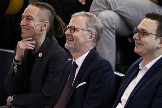 Vysoká hra premiéra. Vyhazov Bartoše jako záminka k restartu neoblíbené vlády? - Seznam Zprávy