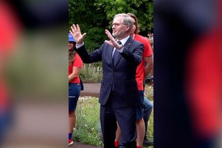 Tasil video z olympiády a pak řekl lidem něco, co je zvedlo ze židlí: Petr Fiala si tím na sítích vykopal hrob - Super.cz
