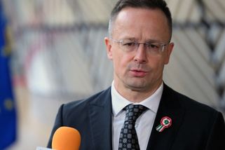 Szijjártó: Ano, Lavrova informuji o dění na jednáních EU