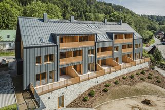 Proč jsou plechové krytiny favoritem moderní architektury