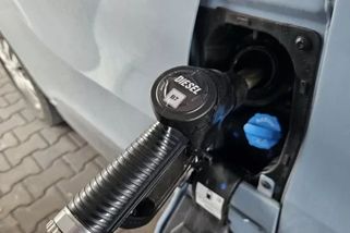 I zimní nafta může zamrznout. Když auto kvůli krystalům parafinu nestartuje, pomůže jen jedna věc