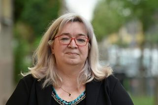 Putin je sice agresor, ale velmoci s ním musí jednat. Fiala nic nezmůže, říká nová senátorka Hamplová