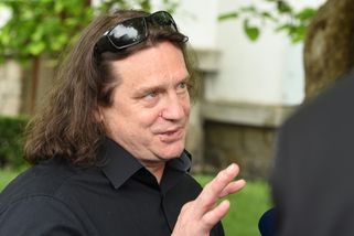 Jan Potměšil po delší době ve společnosti: Herec výrazně zhubl, měl potíže se srdcem - Super.cz