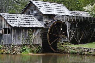 Tragédie Rajského mlýna: Bedřich Krása vraždil sekerou, neušetřil ani devítiměsíčního kojence - Médium.cz