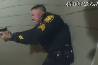 Dramatické záběry ze zásahu: Tak mě zastřelte, křičela žena. Policisté čelí obvinění z vraždy