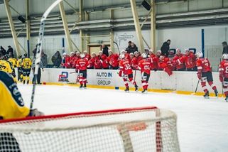 Zlín prohrál s rezervou Pardubic ostudně 1:5 a je poslední. Doma neuspěl ani Vsetín