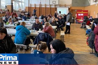 Hůle: Nacpat uprchlíky do tělocvičen není řešení. Pojďme motivovat Čechy s prázdnými byty