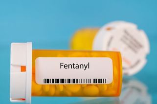 V Praze zabíjejí nové drogy. Jsou pětkrát silnější než fentanyl - Novinky
