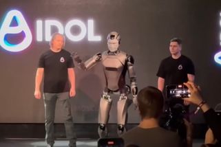 Rusko se pochlubilo prvním humanoidním robotem. Místo velké slávy skončila celá akce fiaskem - Cnews.cz