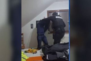 Policisté napadli na slovenské ubytovně českého občana. Ten zrovna živě vysílal na sociální síti