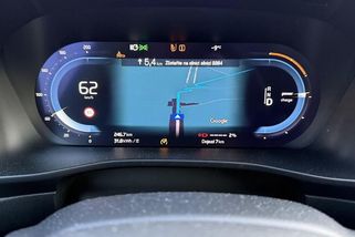 Kapacita baterie elektromobilu: O kolik klesne přes noc? - Portál řidiče