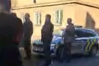 „Šel po mně s kladivem v ruce!" Exekutor v Porubě ve vyhrocené situaci použil střelnou zbraň | Celý MS kraj | Zprávy | POLAR - Moravskoslezská regionální televize