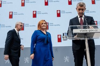 Program Babišovy vlády z pera finančního schizofrenika: všechno všem a nižší daně