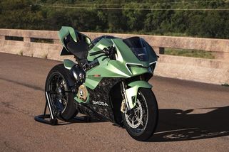 Takto by vypadalo nejdivočejší RS od Škodovky. Má sice jenom dvanáctistovku MPI, ale maximálku skoro 300 km/h! - Garáž.cz