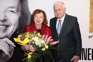 Václav Klaus si drsně rýpl do Havla. Na premiéře dokumentu Livia si nebral servítky