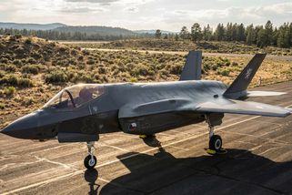 Zpoždění, které nikdo nečekal. F-35 se dodávají bez radarů, řešení je provizorní