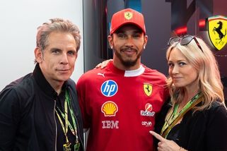 SportWin » Motorsport » Umíněná hvězda. Hamilton odmítá změnit styl a dožaduje se auta na míru