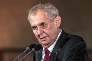 Čechy znepokojil stav prezidenta. Jeho lékař řekl, jak na tom Zeman je
