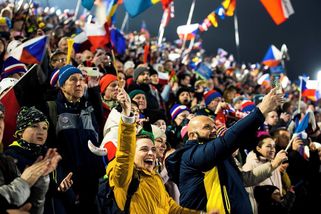 Politici mluví o zimní olympiádě v Česku. Chybí haly, sníh, miliardy i hory - Seznam Zprávy