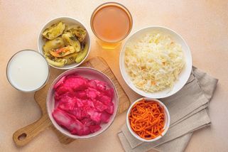 8 nejlepších fermentovaných potravin: Co jíst pro silnější imunitu a zdravější trávení - Proženy.cz