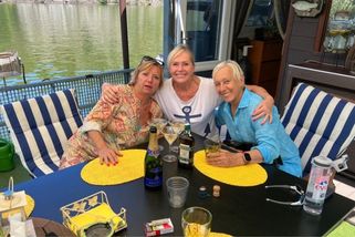 Helena Vondráčková si našla zálibu v alternativním bydlení. Podívejte se, jak vypadá její hausbót uvnitř