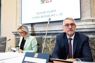 Komentář: Vláda sebrala práci neziskovkám. Stát na tom krutě prodělá - Seznam Zprávy