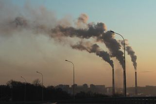 Česko přichází až o 200 miliard ročně. Zapomnělo zdanit fosilní byznys