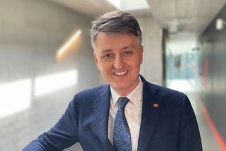 Zlatý padák i odměny. Právníci radí vyplatit manažera s 80 miliony v trezoru - Seznam Zprávy