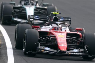 Ve závěru GP Japonska mému vozu chyběl výkon, a to i vůči Leclercovi, říká Hamilton