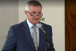 Tiskový brífink kancléře Mynáře - Novinky