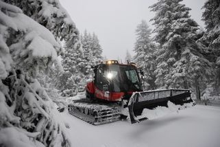 Sníh se valí na Evropu, na českých horách napadne až půl metru - Novinky