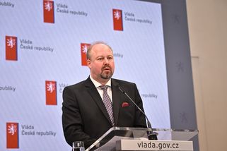 Už aby to bylo. Ministr Tejc chce zabavení auta za alkohol