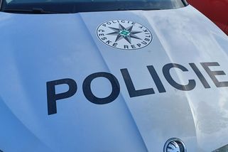 Tragédie na Zlínsku. Po srážce s autem zemřel motorkář a jeho spolujezdkyně - Novinky