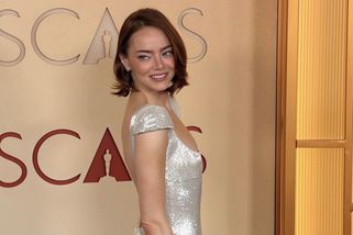 Módní událost roku 2026: Oscarový červený koberec i afterparty ovládly šaty s peřím i vlečkou - Novinky