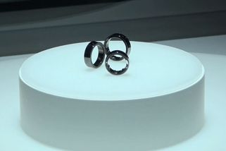 Samsung ukázal poprvé naživo chytrý prsten a překvapil supervýkonným čipem - Seznam Zprávy