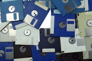 „Válku s disketami jsme vyhráli,“ hlásí Japonsko - Novinky