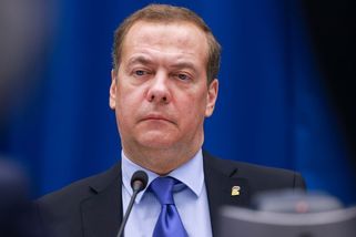 Bombové kryty vám nepomohou, přestaňte Ukrajincům pomáhat. Medvěděv pohrozil Evropě raketou Orešnik - Novinky