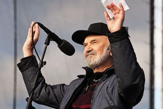 Online: Zestátněná média nebudou svobodná, ale ochočená, varoval Svěrák | Domácí