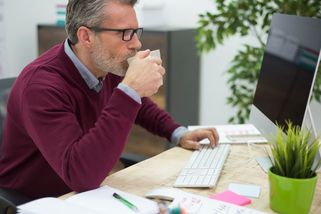 Starým lidem se nechce dělat - Médium.cz