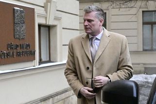 Trafikanti sobě, směje se exministr Dvořák plánům...