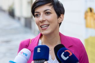 Těžko chápu, že ruská ambasáda u nás stále funguje