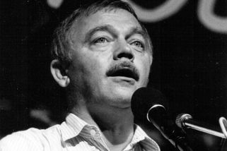 Bratříčku, zavírej vrátka: Příběh desky, která se stala bolestným symbolem zlomeného národa