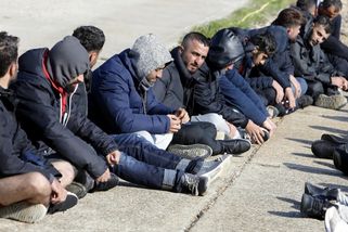 EK bude přerozdělovat tisíce migrantů: Vybrané země, včetně ČR, mohou požádat o výjimku - Echo24.cz