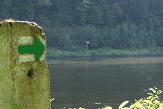 České turistické značení patří k nejlepším na světě. Barvy cest nejsou náhoda, tvořit je můžete i vy - Médium.cz