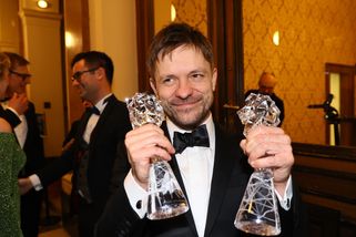 Vlny Jiřího Mádla vyplavily Lvy: Spokojený režisér promluvil o dobývání Ameriky – eXtra.cz